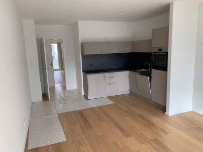 Stilvolle 2-Zimmer-EG-Wohnung mit gehobener Innenausstattung mit Einbauküche in Köln Rodenkirchen