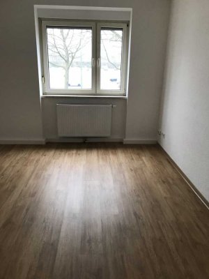 gut geschnittene helle 3 Zimmer Wohnung
