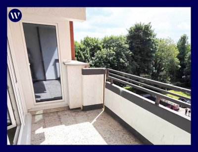 Quadratisch/Praktisch/Gut! Renovierte 3 Zimmer mit Loggia + Fernblick, Tageslichtbad, separate Küche