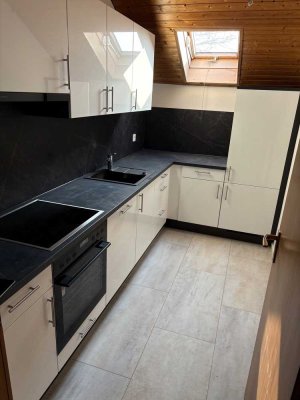 Helle 2-Zimmer Dachgeschosswohnung in Passau-Haidenhof Süd