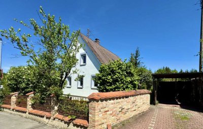 SCHÖNES, TOP-MODERNISIERTES UND LIEBEVOLL AUSGESTATTETES EINFAMILIENHAUS (freihstehend)