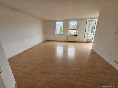 Selber Renovieren gegen Mietfrei / Schöne 3 Zimmer Wohnung im 2. OG Stellplatz möglich