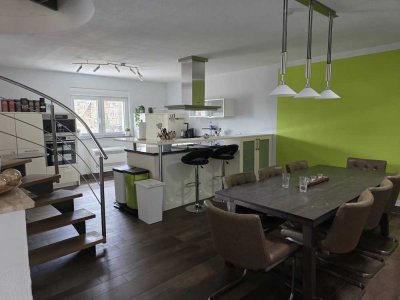 Einfamilienhaus im Loft-Stil und Zweifamilienhaus als Kapitalanlage auf einem Grundstück!