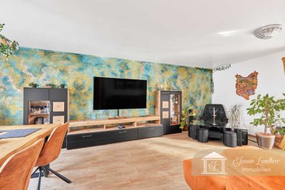 Sanierte 4 Zimmer Wohnung mit großzügiger Terrasse und Loggia in Altrip