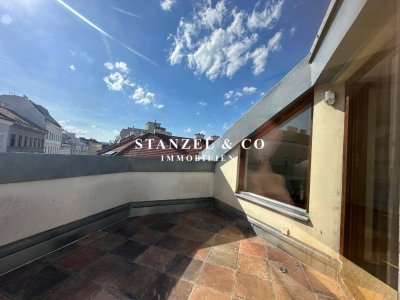 DACHGESCHOSS MIT SÜDWESTTERRASSE IN KLEINEM ALTHAUS