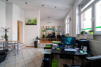 Charmante 2-Zimmer-Altbauwohnung im Erdgeschoss in Mannheim-Neckarstadt-Ost