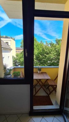 Pempelfort/Rochusviertel - helle 2 Zimmerwohnung +  Wohnküche in zentraler Lage