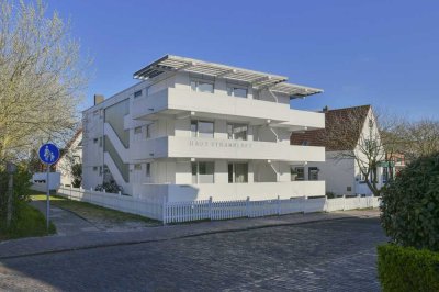 Das weiße Haus am Meer. Wohnung mit Balkon