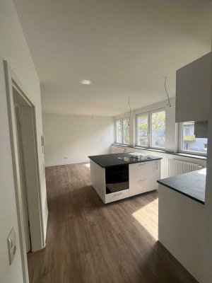 Erstbezug nach Modernisierung: 2 ZKB-Wohnung