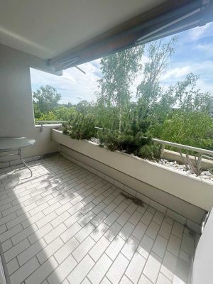Schmuckstück mit Panoramabalkon und Fahrstuhl! 2 Zimmer in zentraler Lage von Ottobrunn
