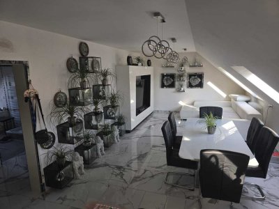 Dachgeschosswohnung mit Charme inkl. Stellplatz