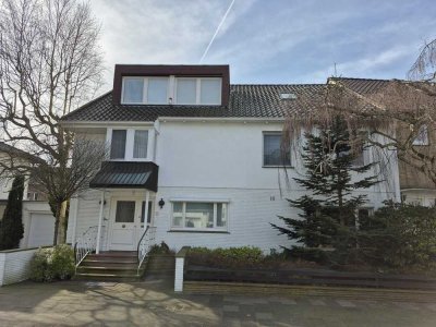 Geräumiges und gepflegtes 5-Raum-Reihenendhaus mit geh. Innenausstattung