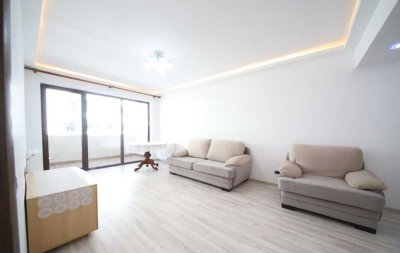 Schöne und gepflegte 2-Zimmer-Wohnung mit EBK in Biebesheim am Rhein