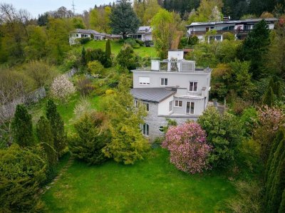 Wohnen im Grünen – Sonnige Gartenwohnung mit Privatsphäre in exklusiver Villa am Adneter Riedl