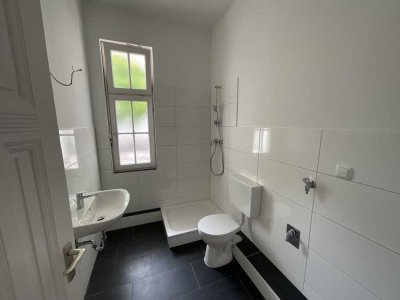 Modernisierte 2–ZKB–Balkonwohnung im Erdgeschoss in Heppens zu vermieten!