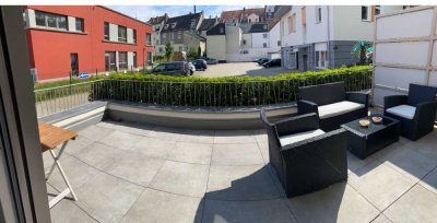 Wunderschöne, sehr hochwertig ausgestattete 3 Zimmerwohnung mit großer Terrasse