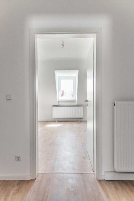 schöne, gut-geschnittene, renovierte 2-Zimmerwohnung zu vermieten