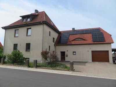 *Lindhorst* großzügiges EFH mit ausbaubarem Anbau u. 1234 m² Grdst.