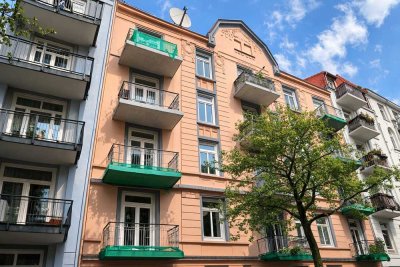 Traumhafte Jugendstilwohnung mit Balkon in Nähe des UKE im gefragten Eppendorf