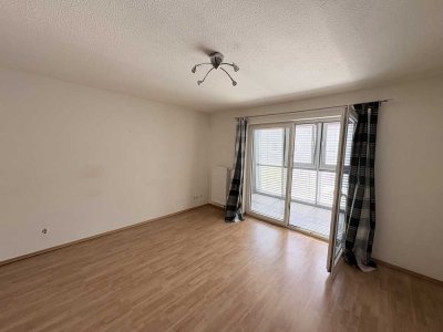 Wohnen mitten in Landau: Kompakte Wohnung mit Aufzug