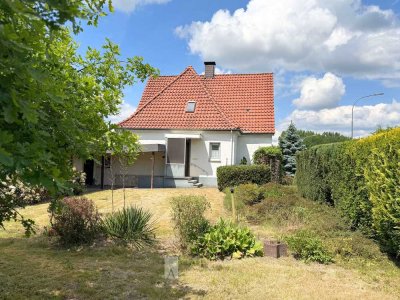 Solides Wohnhaus mit Entwicklungspotenzial