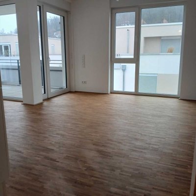Attraktive 4-Zimmerwohnung mit Balkon und EBK