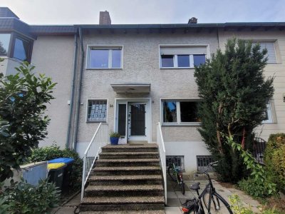 Möbliertes Haus mit 4 Schlafzimmern in Bonn-Dottendorf (befristet 24.12.2025-24.02.2026)