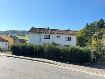 Schönes 2-Familienhaus in Bayerfeld-Steckweiler