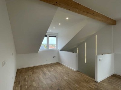 Moderne und helle Dachgeschosswohnung in Schrobenhausen zu vermieten!