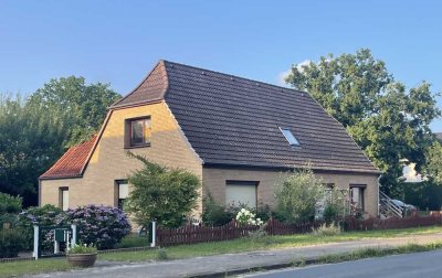 Mehrgenerationenhaus in Fischerhude-Quelkhorn für handwerklich begabte Menschen zu verkaufen!