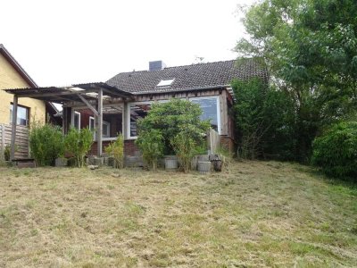 Der Preis wurde gesenkt! Familientraum, das eigene Haus mit Garten.