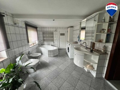 Großzügiges Einfamilienhaus mit Wintergarten, Sauna und großem Grundstück in Espelkamp