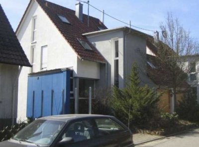Freistehendes Einfamilienhaus mit Garten in Tübingen -Pfrondorf