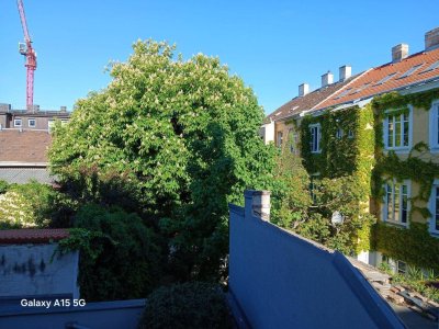 Ruhige, hofseitige Einzimmerwohnung, unbefristeter Erstbezug nähe Elterleinplatz, 2. Liftstock