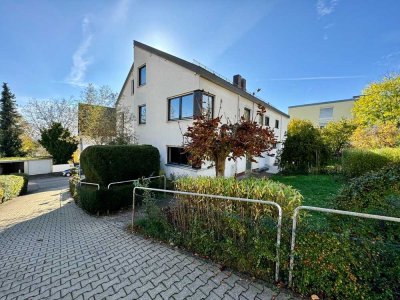Raumwunder mit Aussicht – Doppelhaushälfte am Michelsberg mit Potenzial