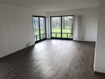 Neuwertige 2-Zimmer-EG-Wohnung mit Balkon und EBK in Jork