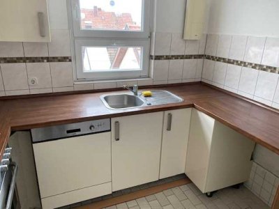 Charmante 3-Zimmer-Wohnung in zentraler Lage von Stuttgart-Feuerbach – kurzfristig bezugsfrei möglic