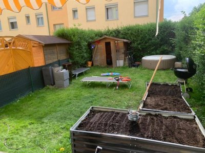 Helle 3 Zimmer Wohnung mit Garten und Tiefgarage