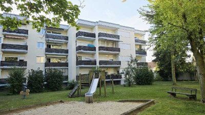 Renovierungsbedürftige 2 Zimmer-ETW mit Balkon