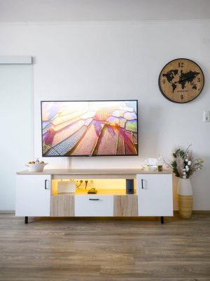 Preislich stabile, sanierte 2-Zimmer-Wohnung mit Aussicht und niedrigen Heizkosten
