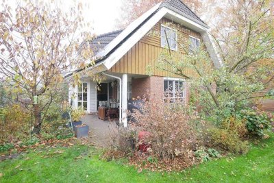 Tornesch - modernes 1-Famlienhaus mit schönem Garten in TOP-Wohnlage!