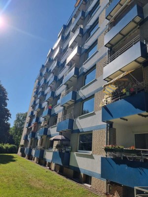 Schöne 3-Zimmer Wohnung direkt beim Herold-Center