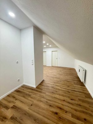3-Zimmer Wohnung mit 65 m² in Winzer. Neubezug nach Sanierung