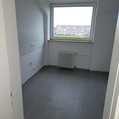 Erstbezug nach Sanierung: exklusive 4-Zimmer-Wohnung mit Balkon in Cuxhaven