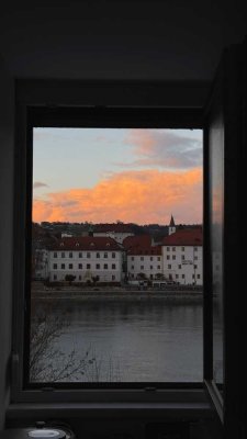 Große 1-Zimmer-Wohnung direkt am Inn in Passau mit Balkon