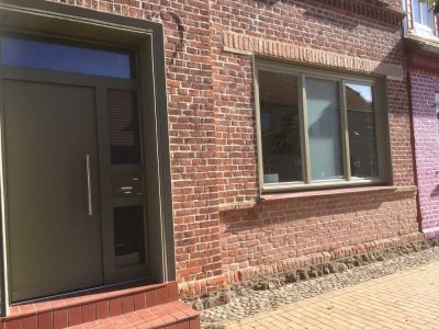 Freundliche und sanierte 2-Zimmer-Erdgeschosswohnung mit gehobener Innenausstattung in Ludwigslust