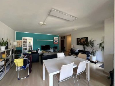 Wunderschöne centrale 3-Zimmer-Wohnung mit Anspruch +riesigem Balkon in Mönchengladbach