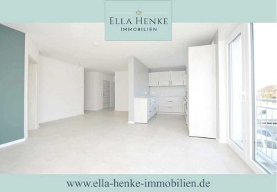 Erstbezug: Traumhafte, exklusive Neubau-Wohnung mit hochwertiger Ausstattung + neuer Einbauküche.