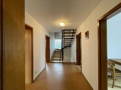 Zwei Wohneinheiten, viele Optionen – Ihr Haus in Ingolstadt