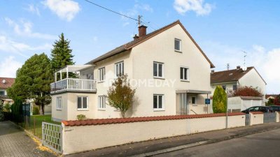 Einziehen, durchatmen, ankommen – saniertes Zweifamilienhaus mit großzügigem Garten & Dachterrasse